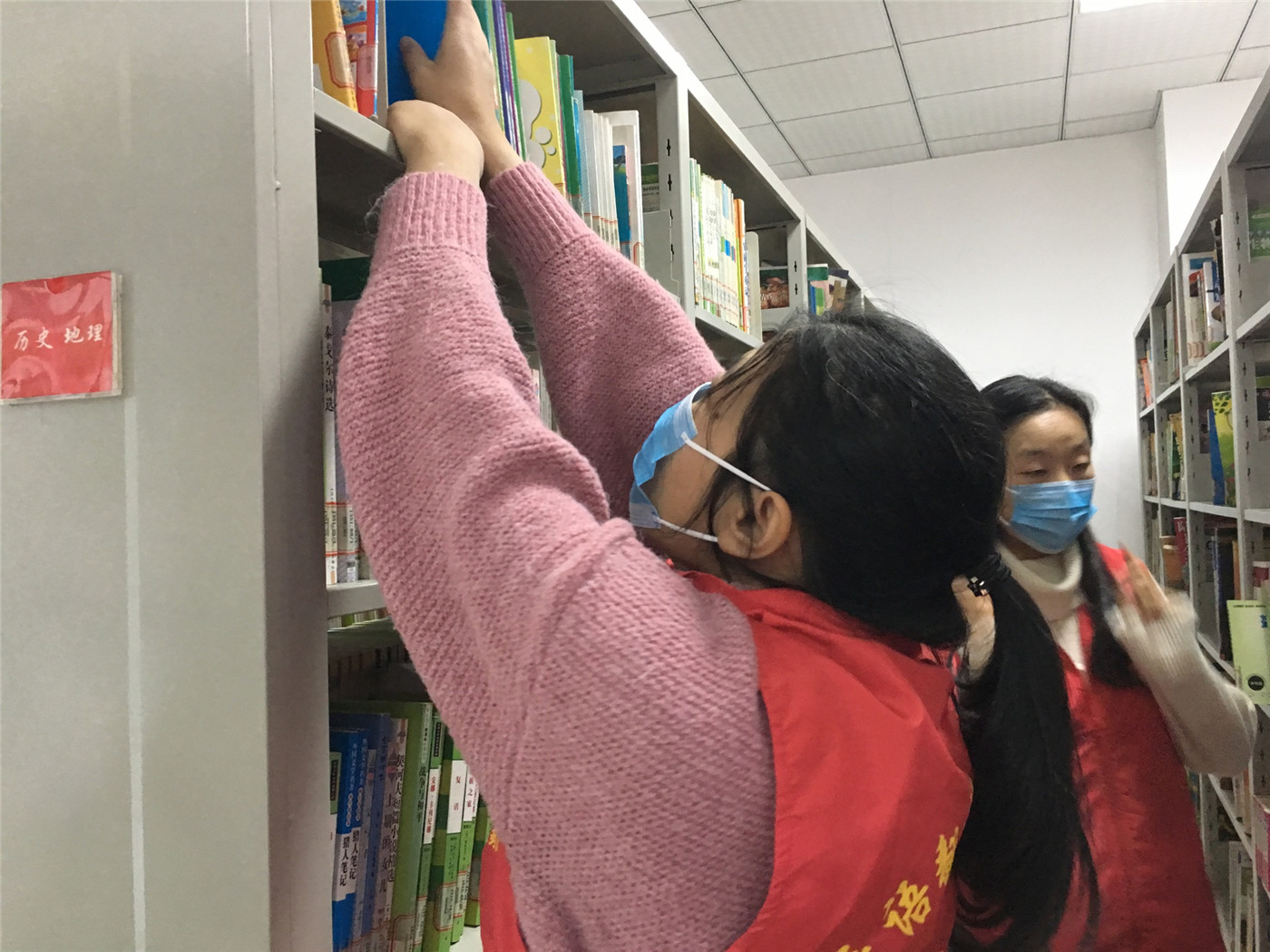市特教中心中心開展圖書審查清理專項(xiàng)行動(dòng)