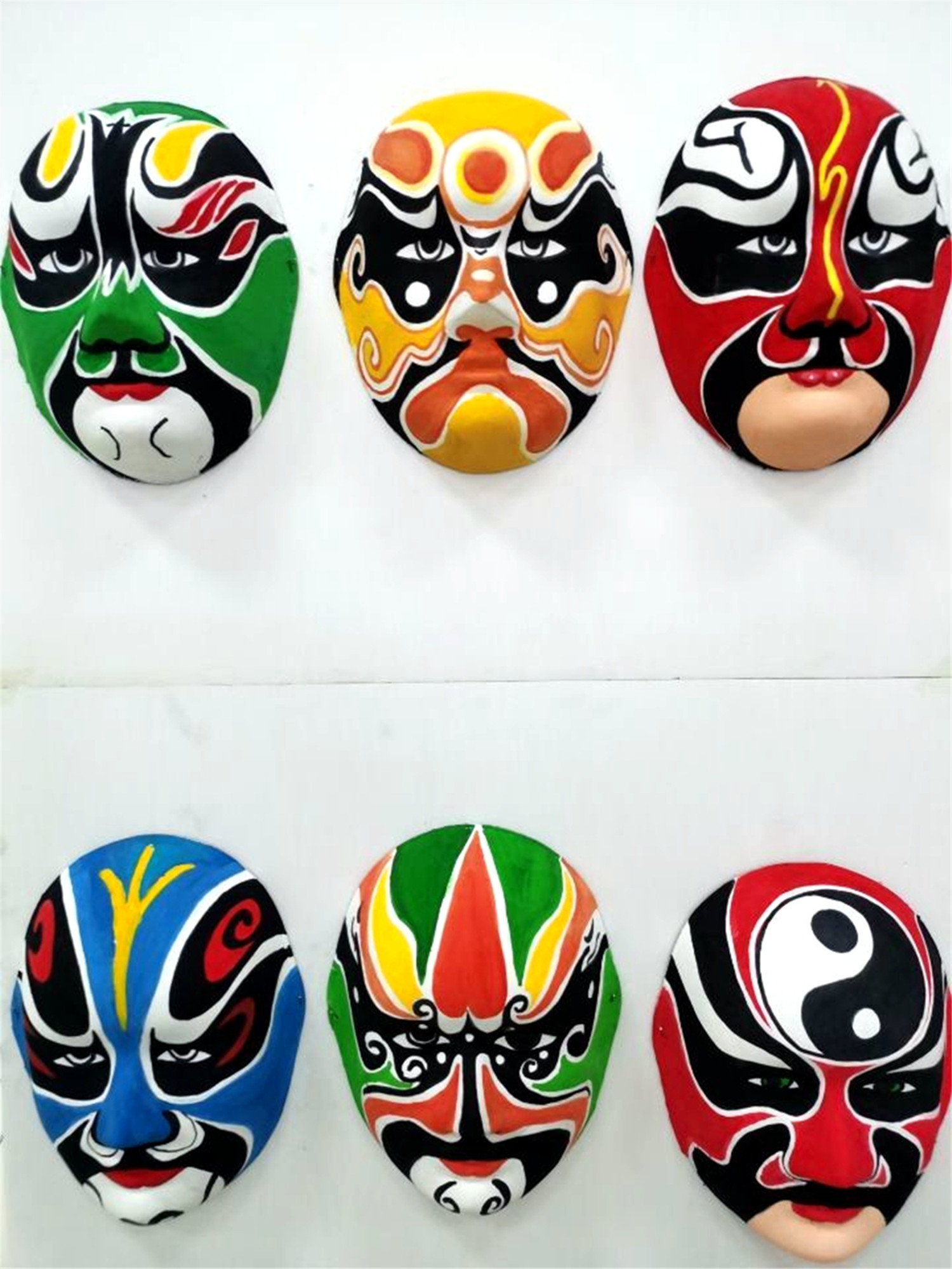 弘揚傳統(tǒng)文化，展示藝術(shù)成果