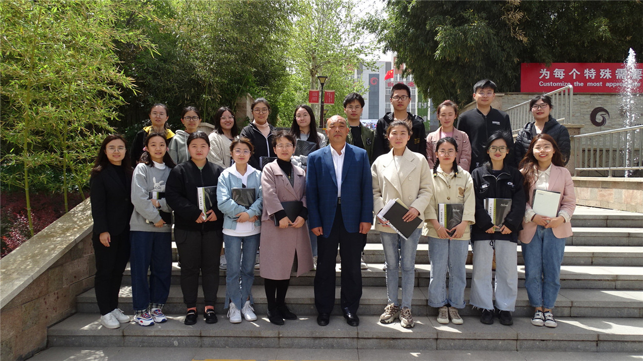 市特教中心召開(kāi)實(shí)習(xí)教師工作總結(jié)會(huì)議