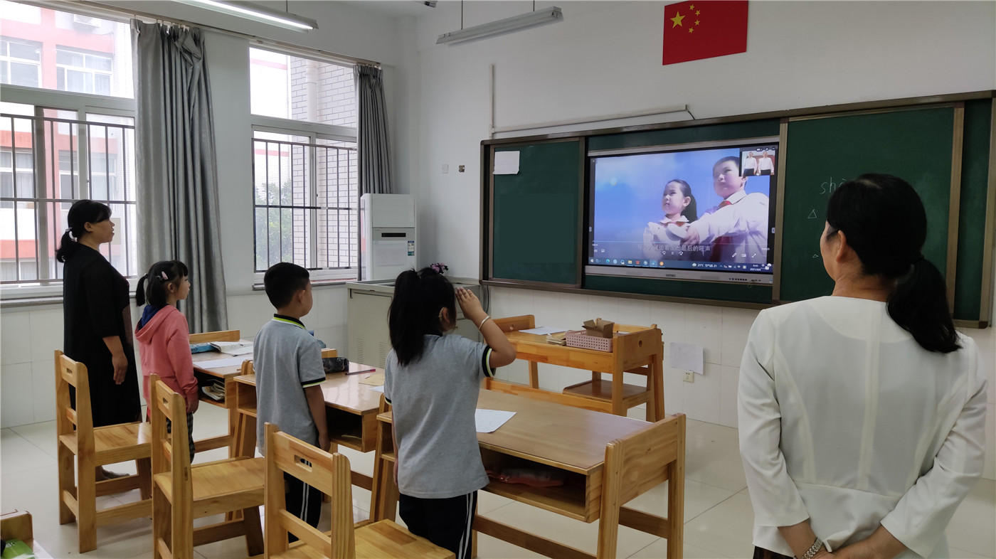 信而自強(qiáng)  揚(yáng)帆起航　--2021-2022學(xué)年新學(xué)期開(kāi)學(xué)典禮
