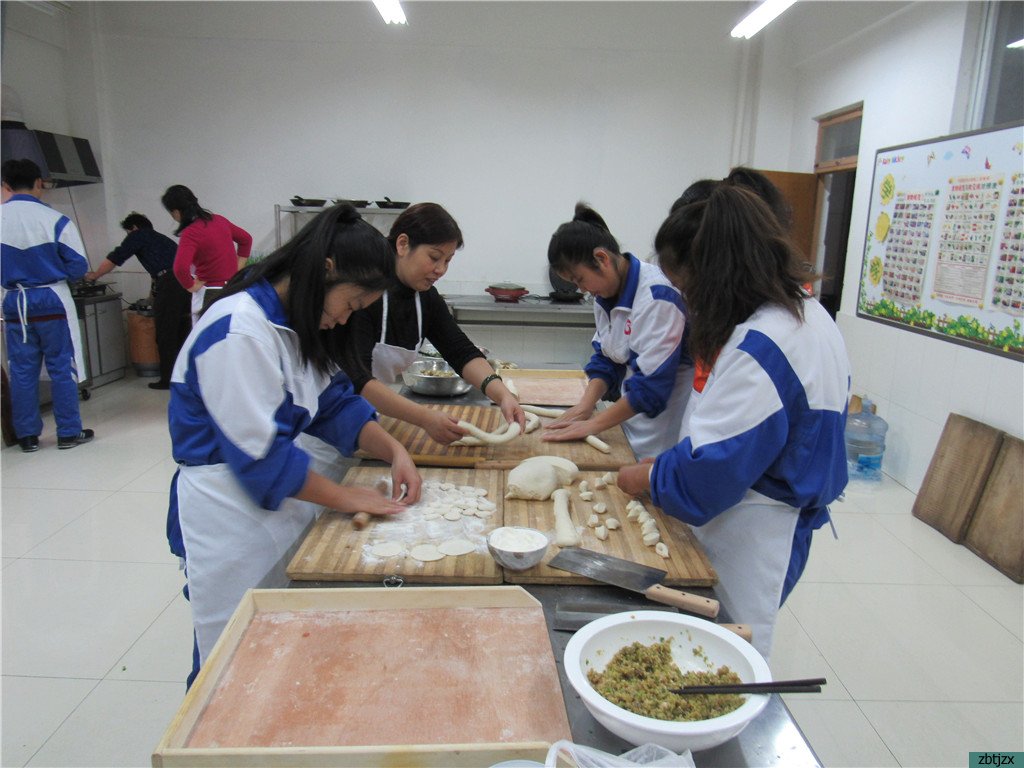 相約冬至節(jié)，彰顯團(tuán)隊(duì)情