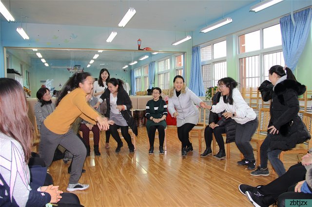 智慧啟心，快樂育人——我校開展教師團體心理輔導活動