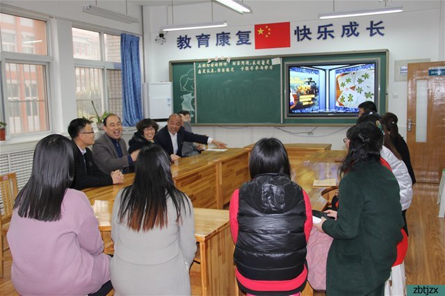高新區(qū)教育中心領(lǐng)導(dǎo)到校看望慰問培智師生