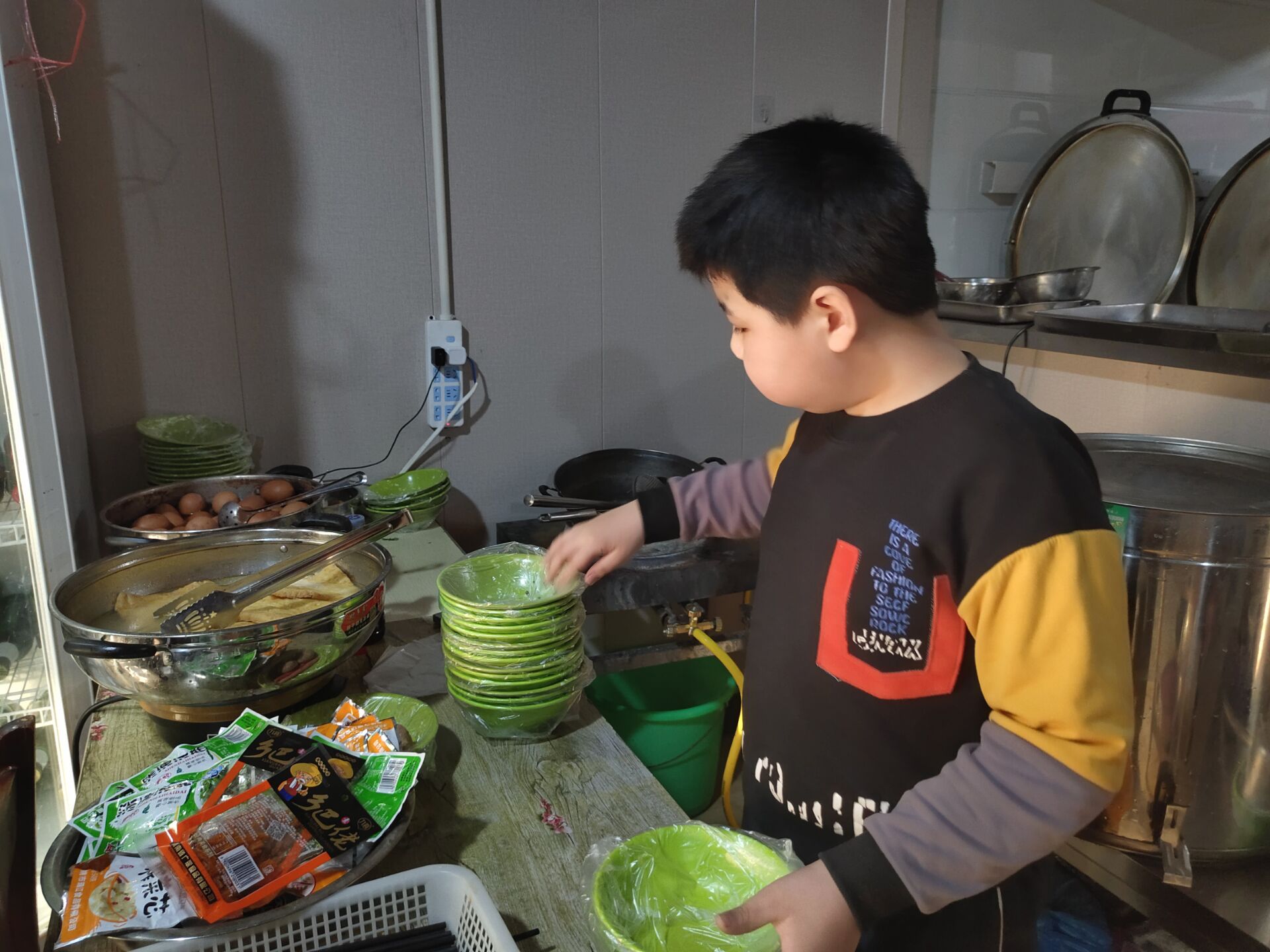 勞動充盈身心 實(shí)踐促進(jìn)成長