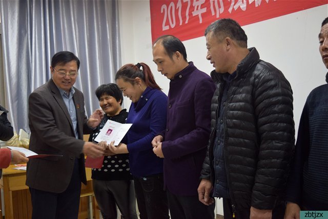 市殘聯(lián)按摩師培訓班圓滿結業(yè)