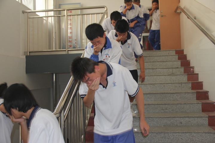 學校組織“國際減災日”消防知識進校園活動